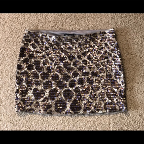 Express Shimmer animal print sequins Paillettes mini skirt size S - Picture 13 of 14